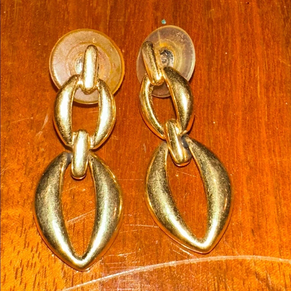 Vintage‎ 80s Shiny Gold-Tone Door Knocker Post Earrings